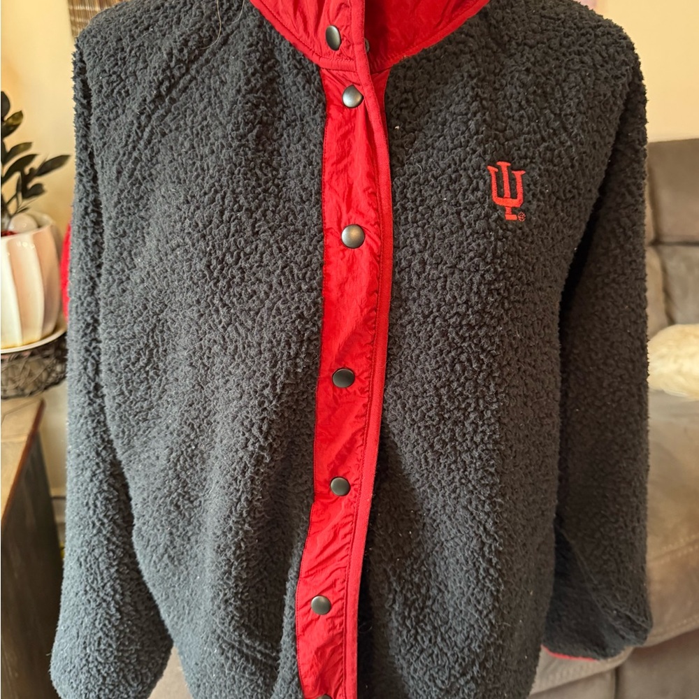 Pink by Victoria's Secret Black and Red IU Fleece
